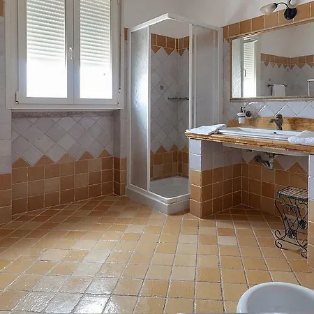 Sleeps 11 Pool Wifi Capilungo